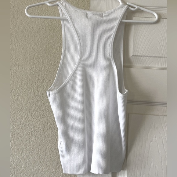 House of Harlow high neck cropped tank - Picture 3 of 5